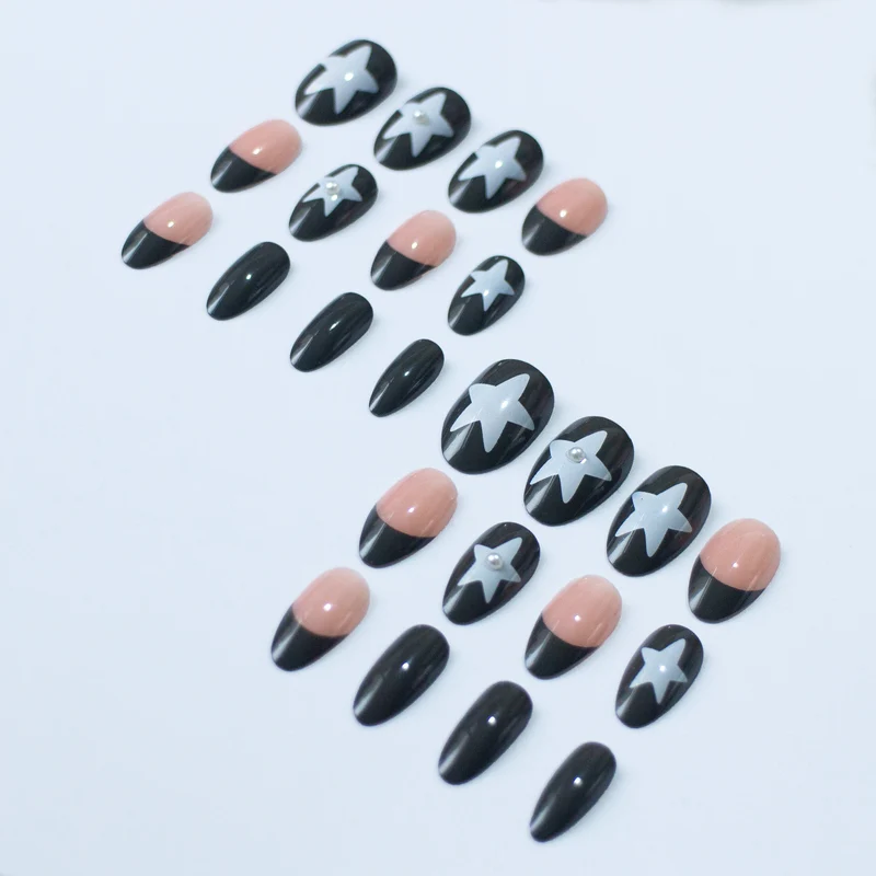 Elegantes Künstlerisches Stiletto-Nagelkunst-Design
