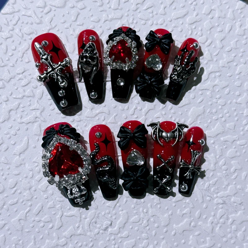 Gothic-inspirierte aufwendige Nagelkunstset