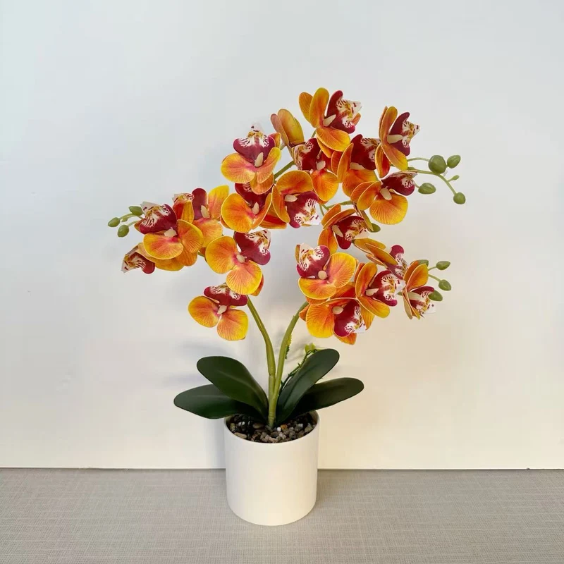 Lebensechte künstliche Orchideenpflanze