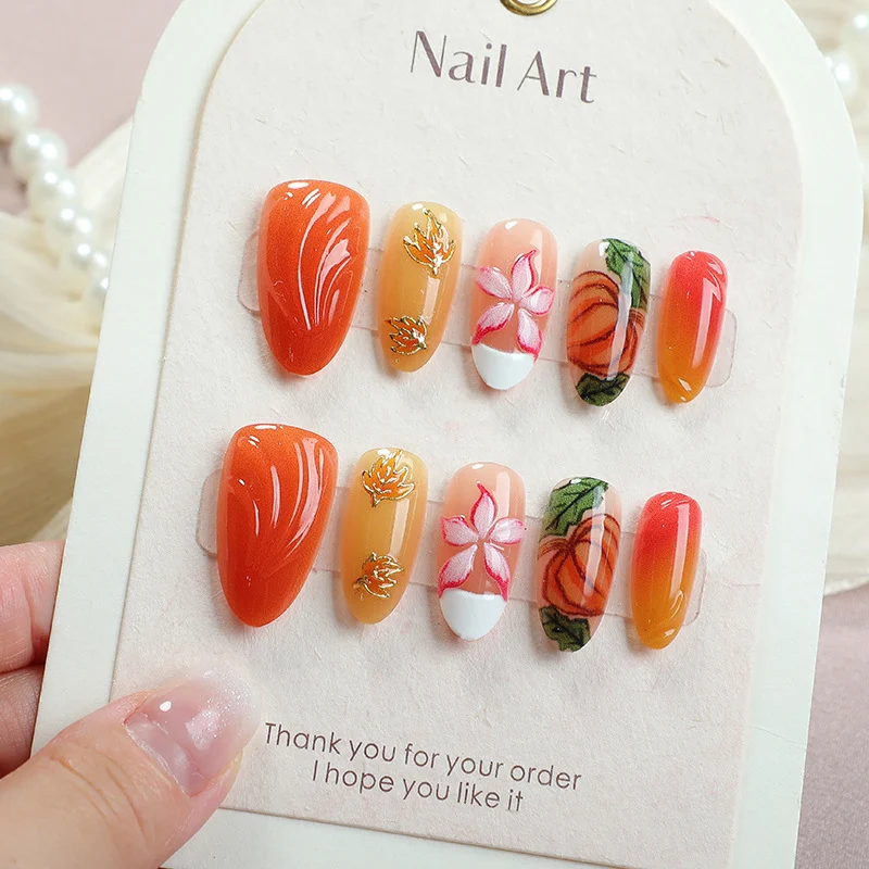 Künstlerisches herbstliches Press-On Nagelset