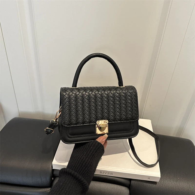 Gewebte Handtasche