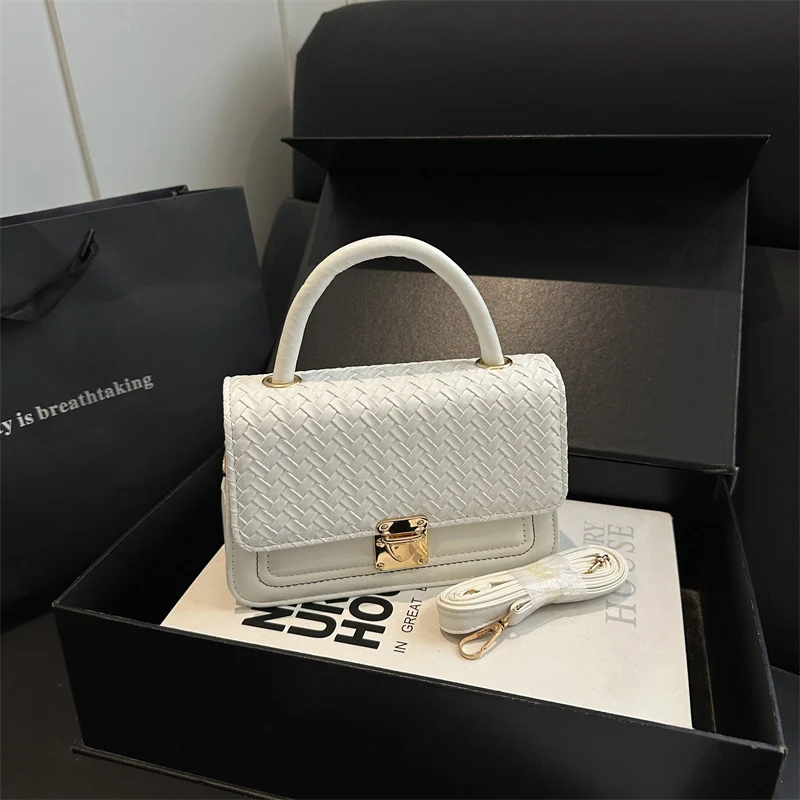 Gewebte Handtasche