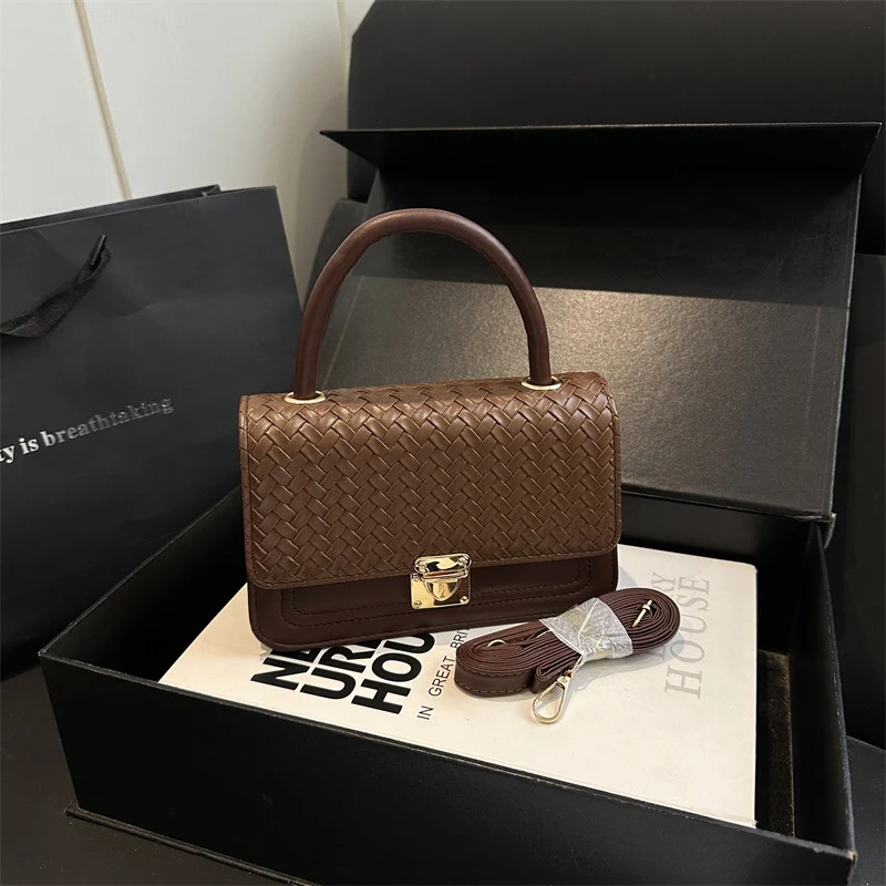 Gewebte Handtasche