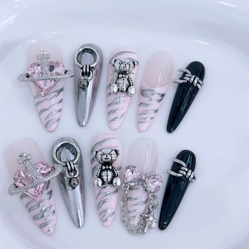 Glamouröse dekorative Nagelspitzen