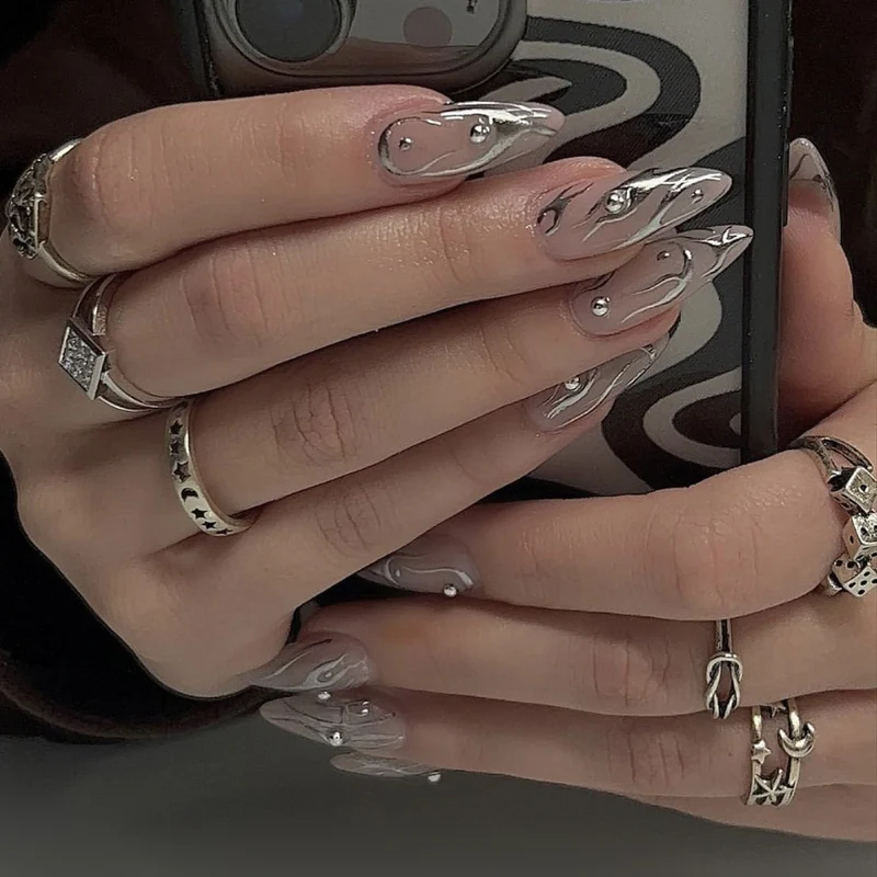 Künstlerisches abstraktes Press-On-Nagel-Set