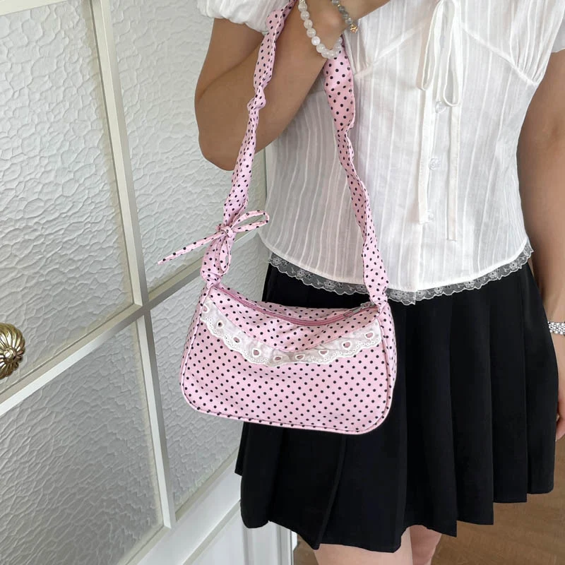 Vintage-inspirierte Polka Dot Handtasche