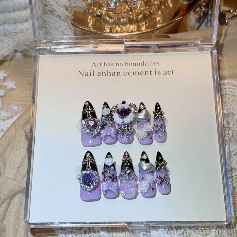Ausgefallenes Press-On Nagel Set
