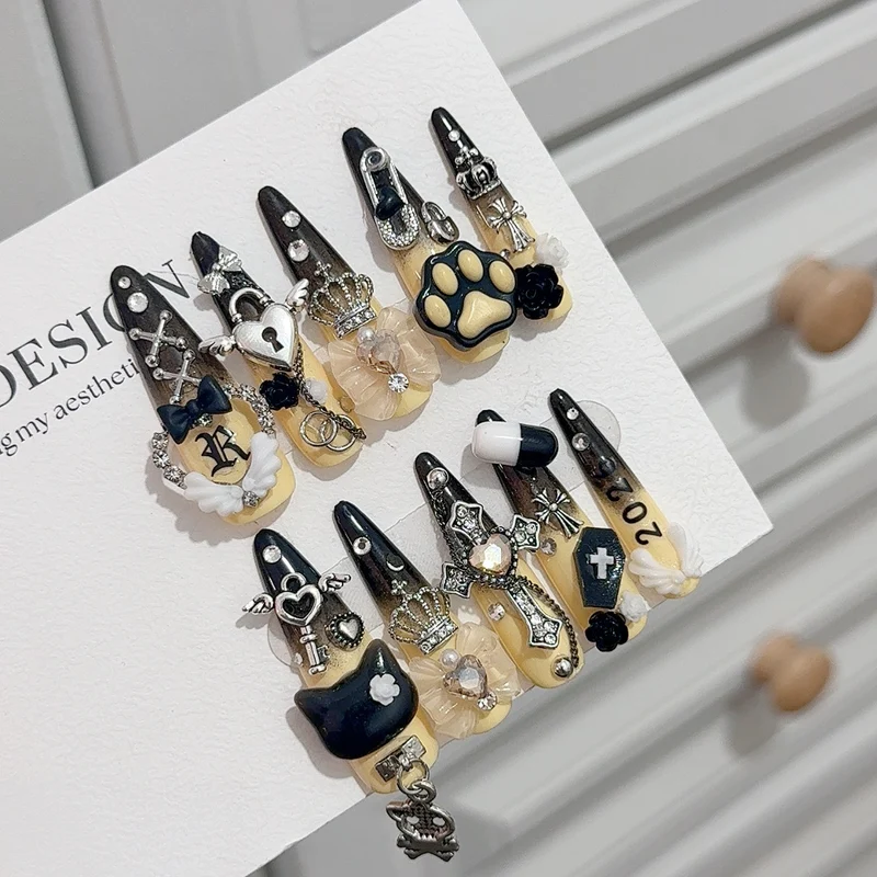 Dekoratives thematisches Nageldesign-Set