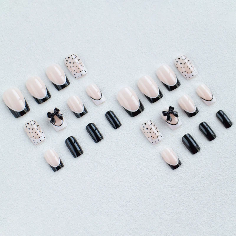 Dekorativer Nagelkunst-Kit