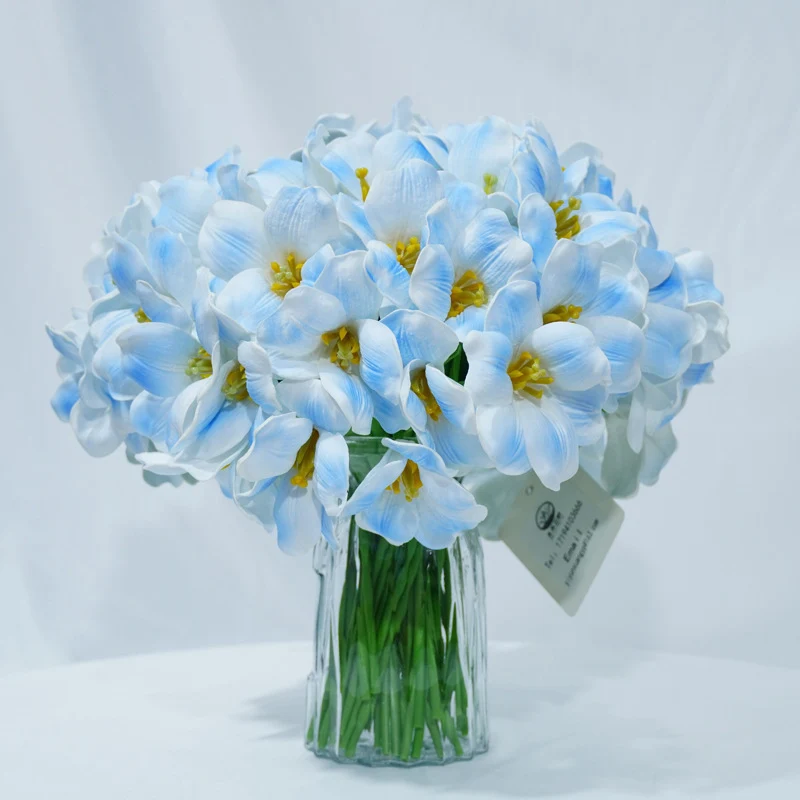 Lebensechter Gelber Blumenstrauß