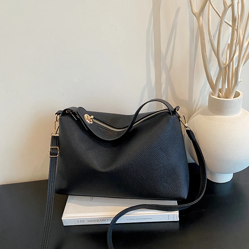 Texturierte Leder Crossbody-Tasche