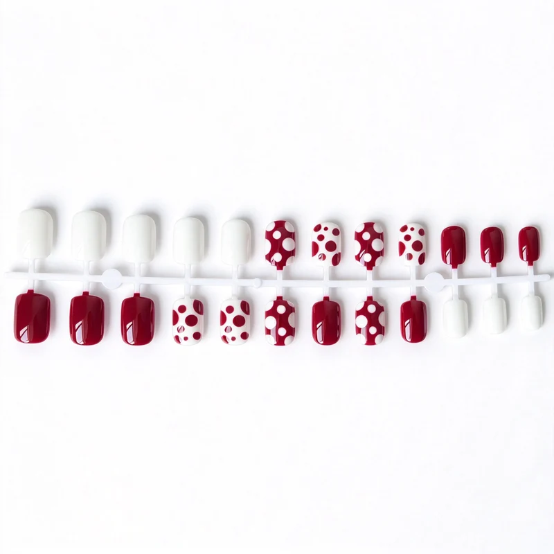 Dekorativer Punktmuster Nagelkunst