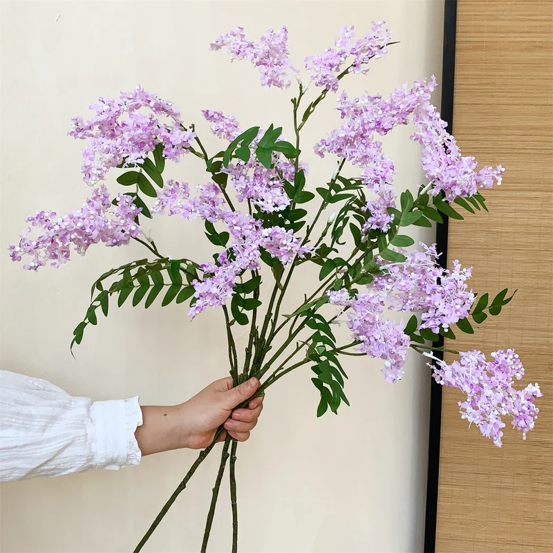 Dekoratives Faux Blumenstrauß