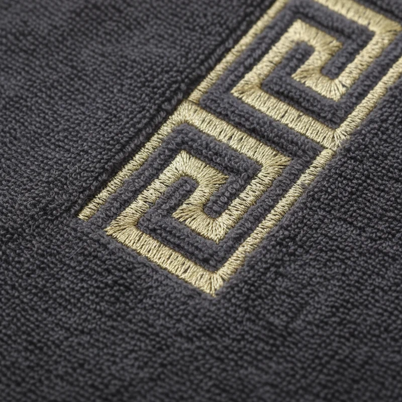 Set Mit Zwei Handtüchern - ComfortTowel