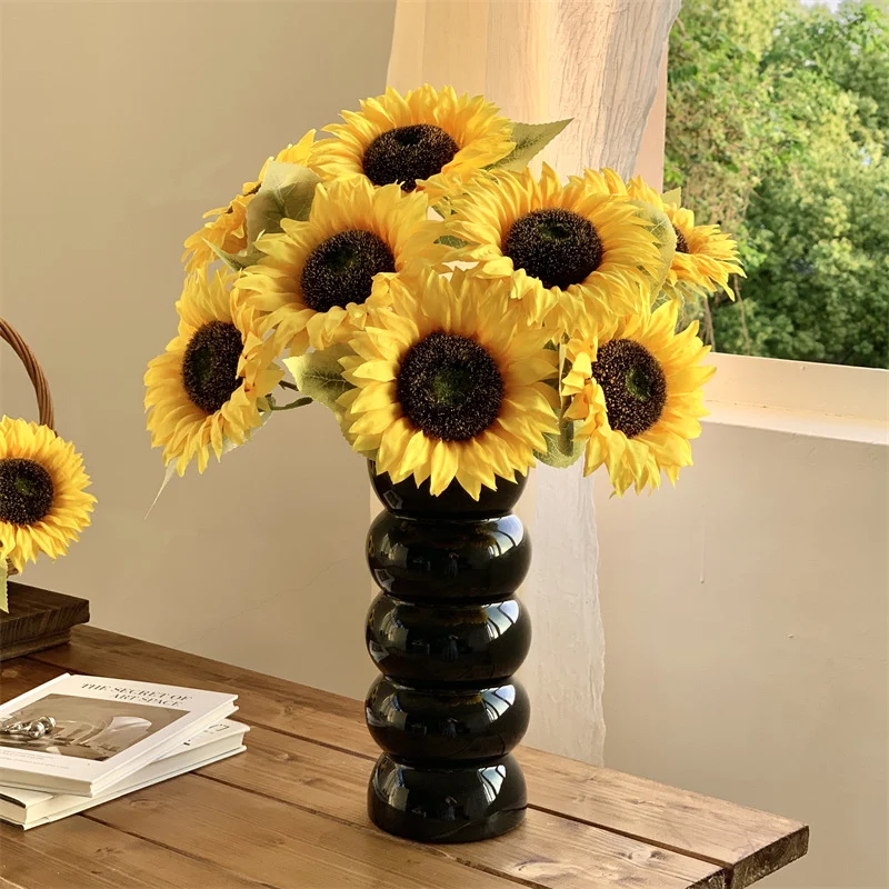 Dekorative Künstliche Sonnenblumenstrauß