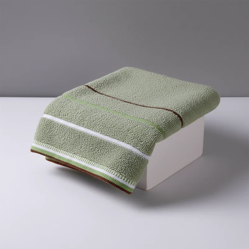 Gestreiftes Frottee Handtuch Set - HarmoniousTowel