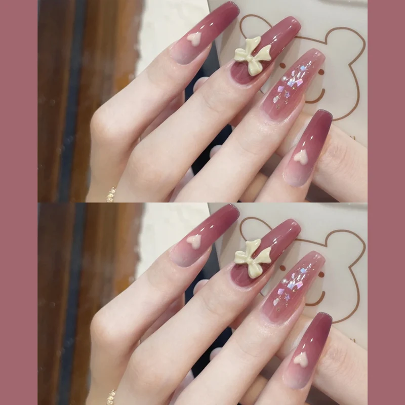 Dekorative Herz-Thema Press-On Nagelkunst
