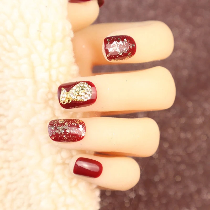 Dekoratives, mit Glitzer verziertes Press-On-Nagelset