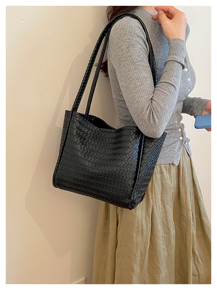 Stylische Gewebte Handtasche
