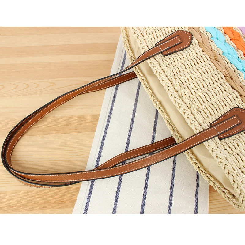 Freizeit-Strandtasche aus gewebtem Naturmaterial mit farbenfroher Dekoration Skanto