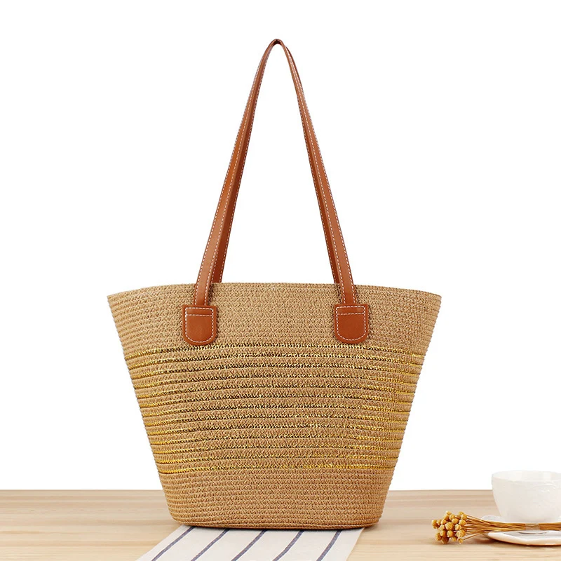 Elegante Strohtasche mit attraktiven Ledergriffen Skanto