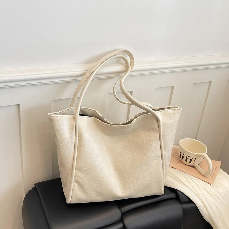 Stylische Vegane Leder-Handtasche