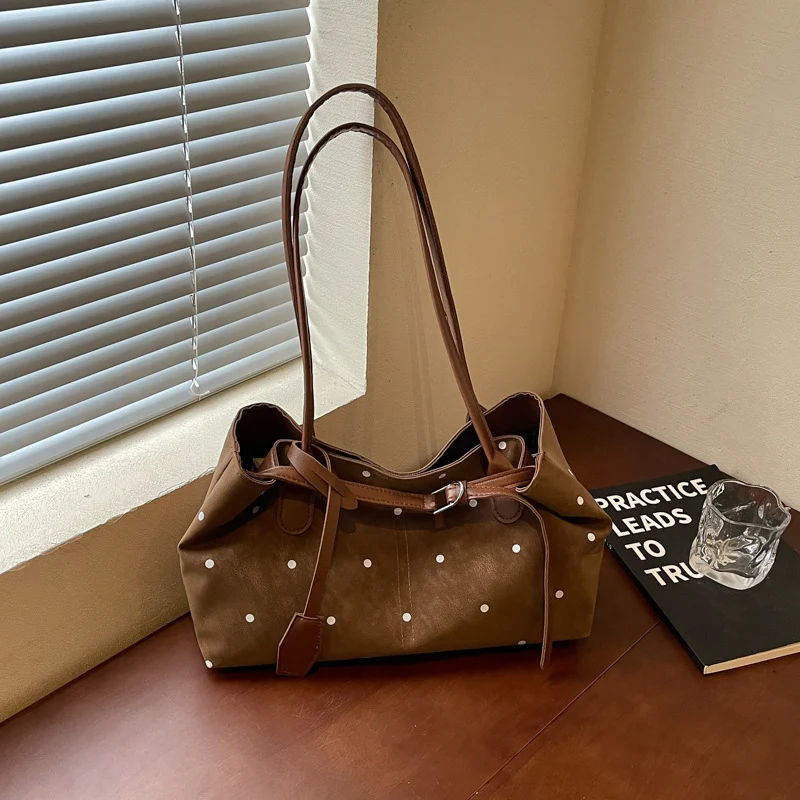 Stylische Wildleder-Tote-Bag