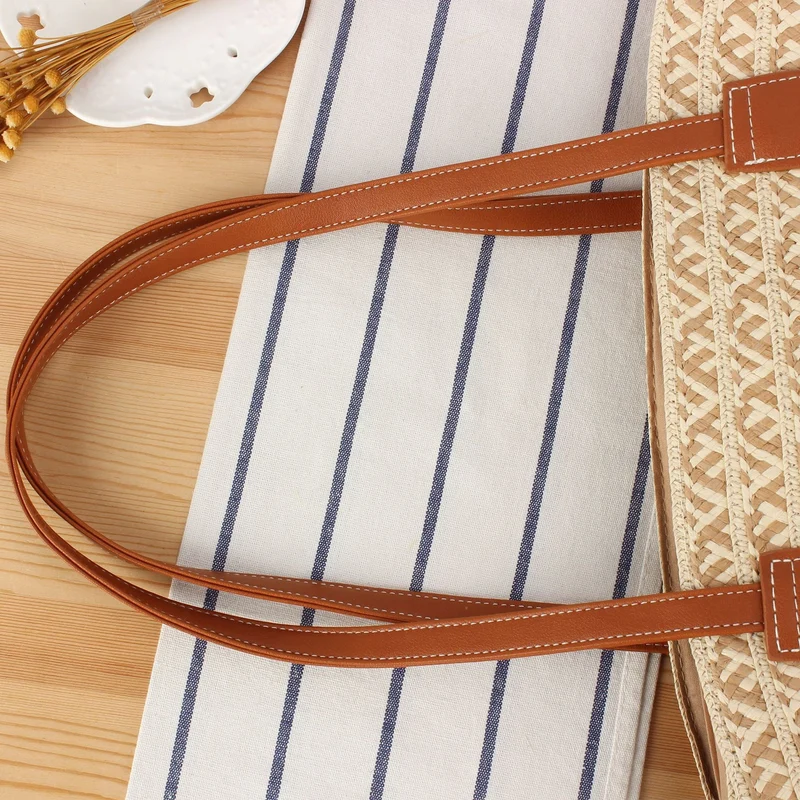 Designer-Handtasche mit Kontrastmuster und eleganten Ledergriffen Skanto