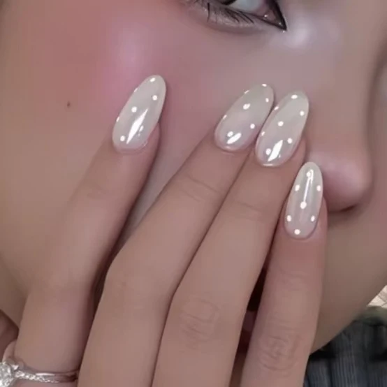 Premium Glänzendes Press-On Nagelset