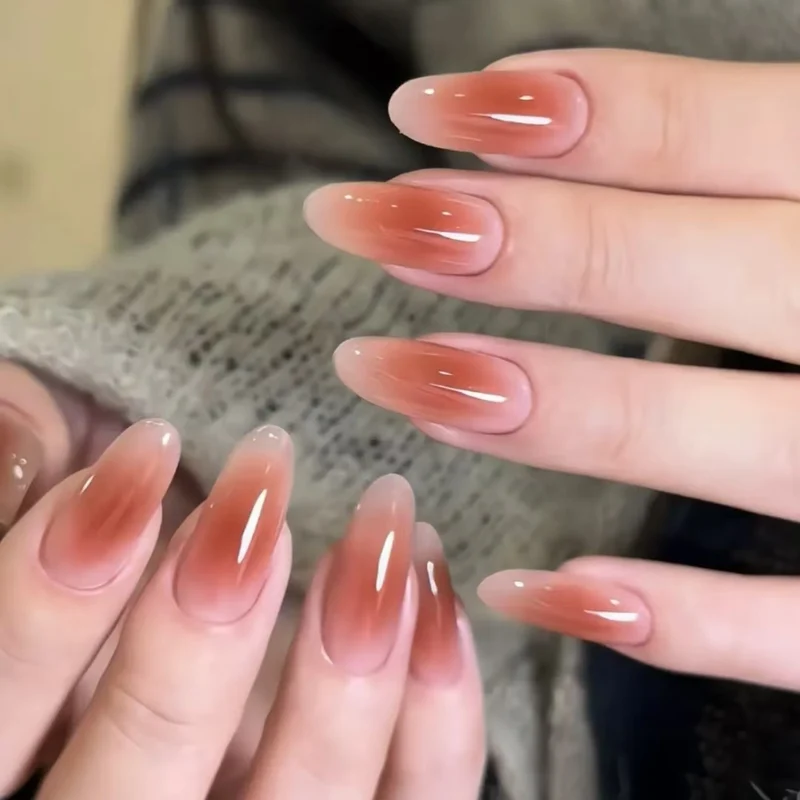 Glänzende mandelförmige Press-On Nagelverlängerungen