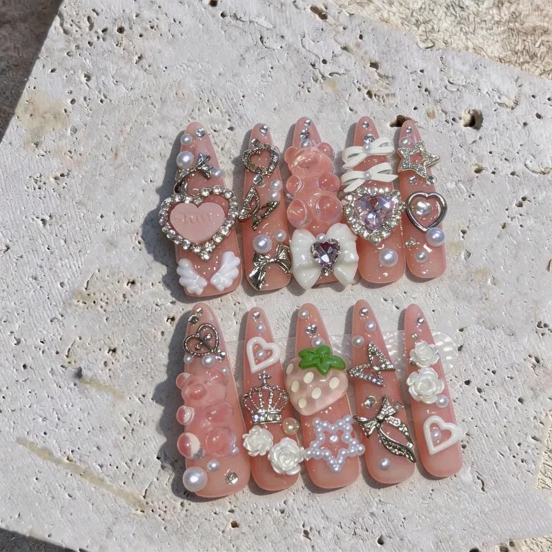 Dekorative 3D Nagelkunst Tipps