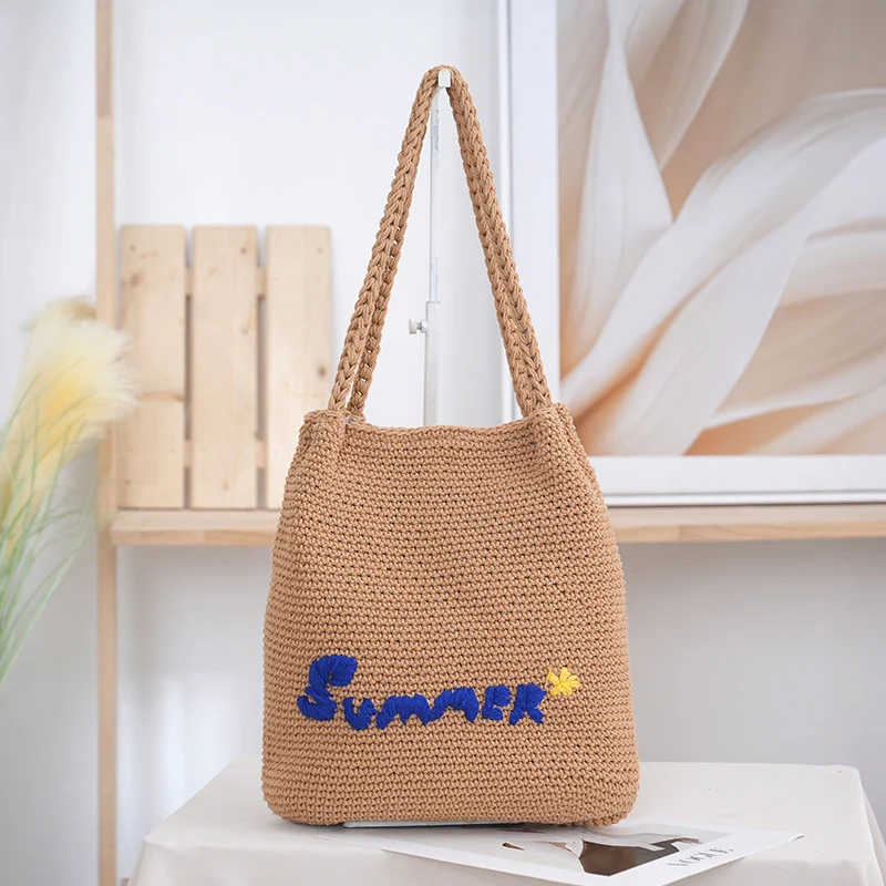 Handgemachte Strohtasche mit Sommermotiv Skanto