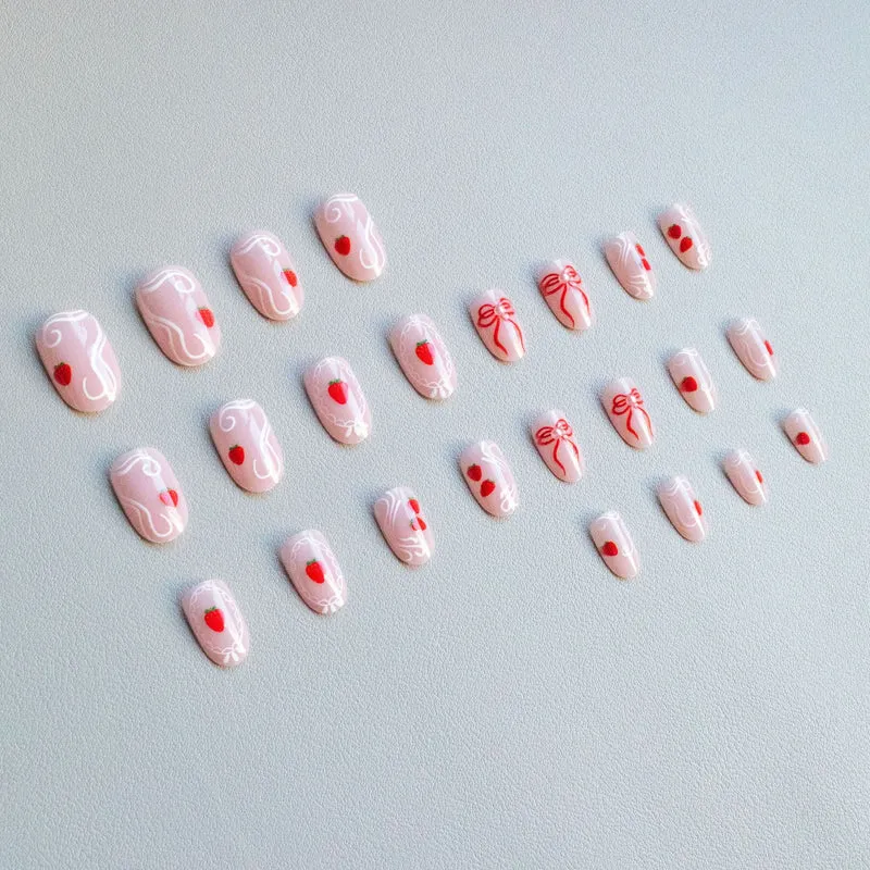 Künstlerisches Erdbeer-Nagelkunst-Set