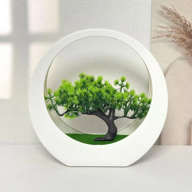 Dekorativer Bonsai-Baum für die Innendekoration