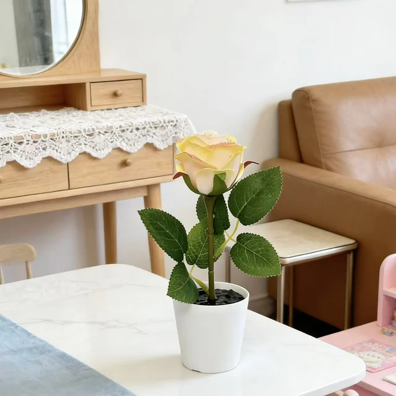 Dekorative Künstliche Rose für die Wohnkultur-Darstellung