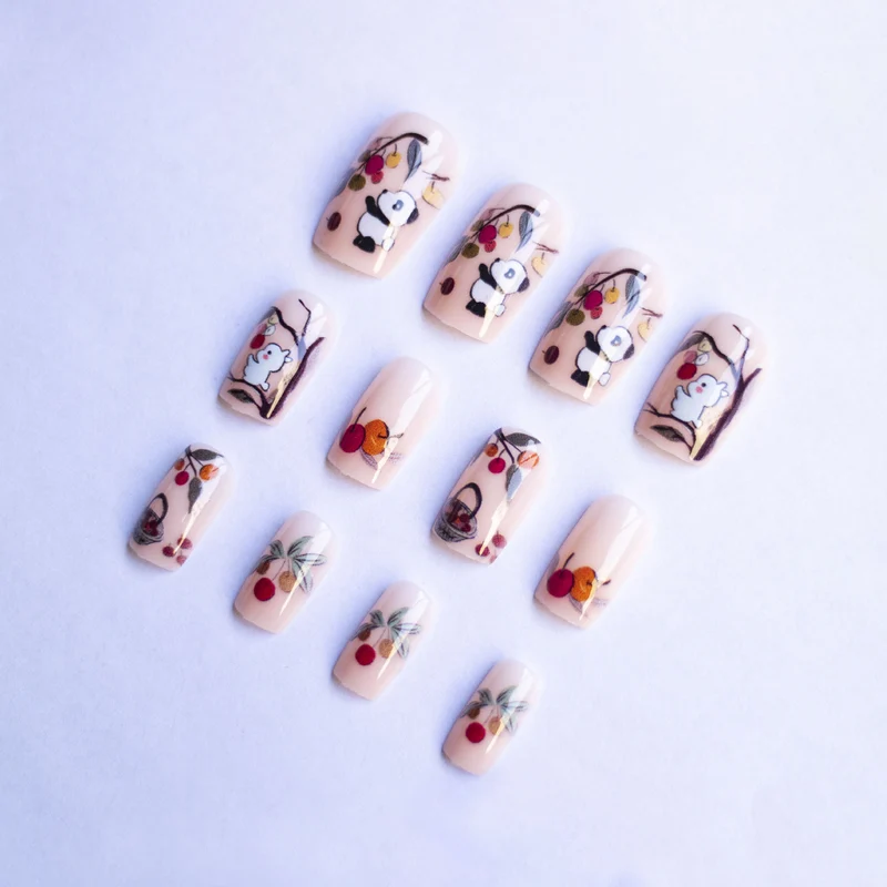 Künstlerisches von der Natur inspiriertes Nagelkunstset