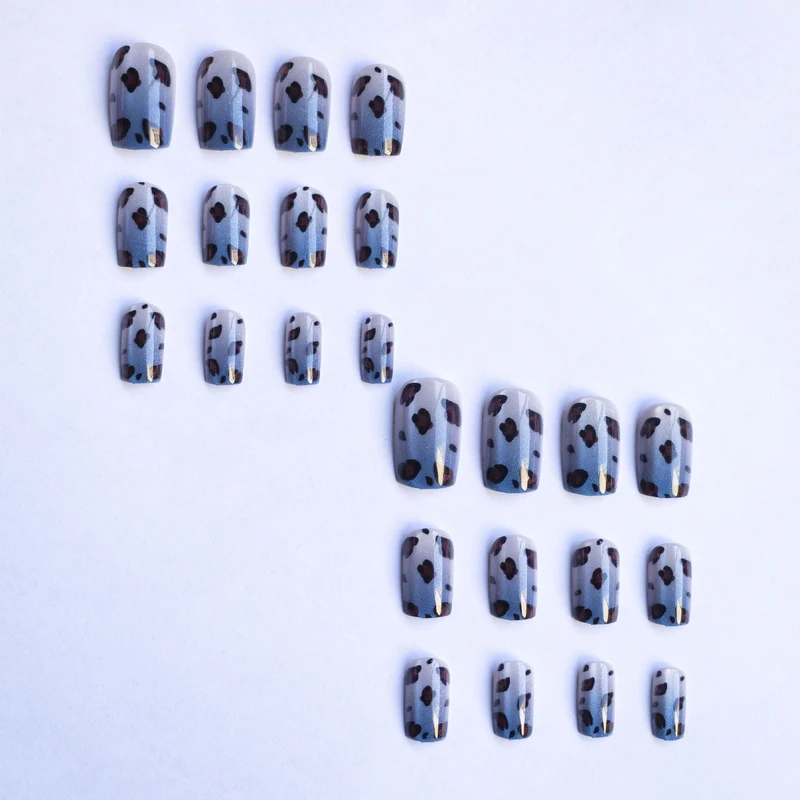 Künstlerische Nagelkunst