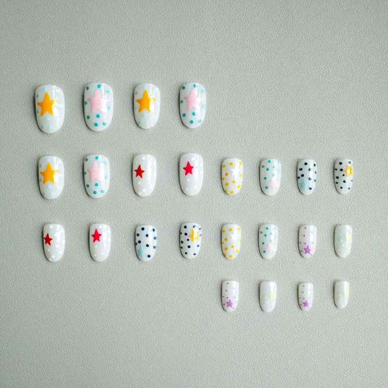 Künstlerisches Stern- und Punkt-Nagelkunst-Set