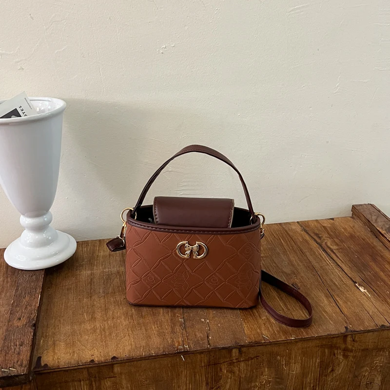 Moderne gesteppte Handtasche
