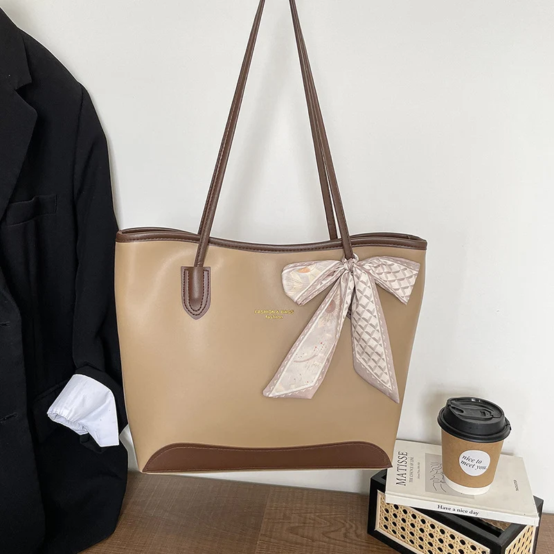 Elegante Faux-Leder-Tasche