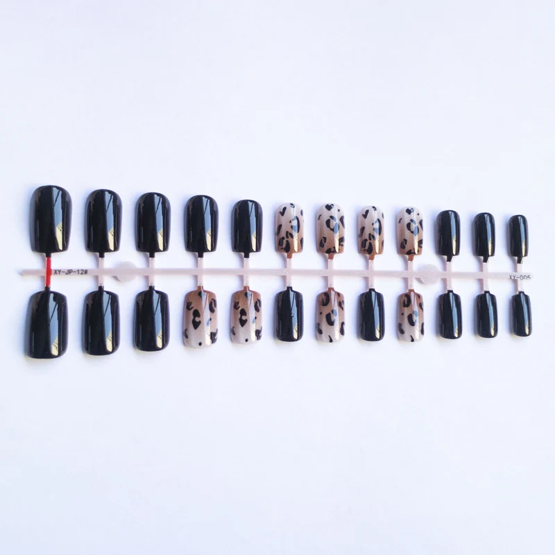 Künstlerisches Leopardenmuster Acryl-Nagelkunst-Set