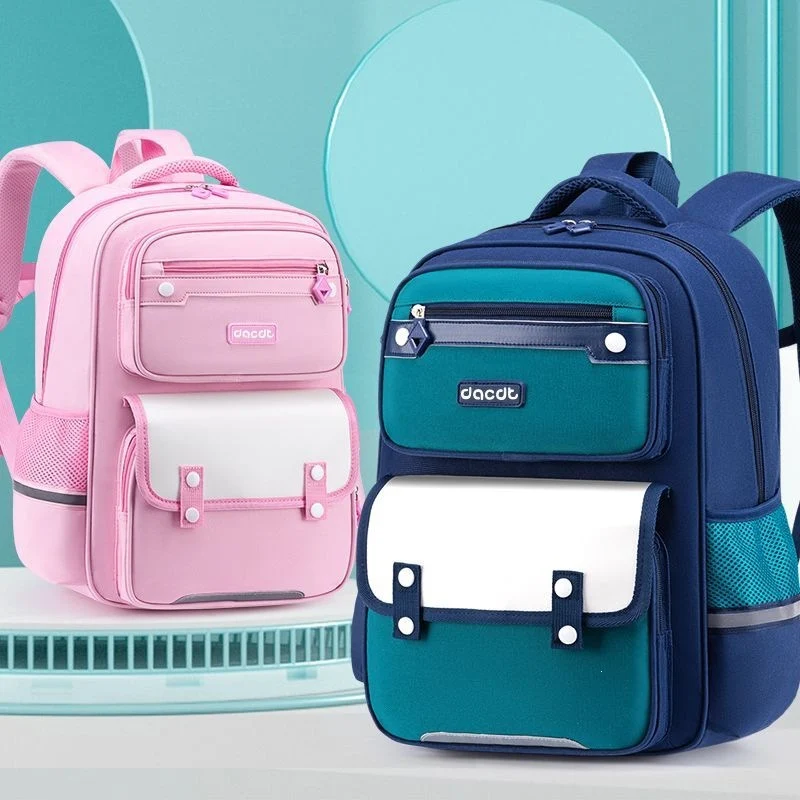 Schulrucksack mit mehreren Taschen Skanto