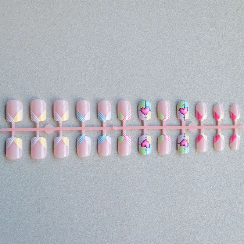 Künstlerisches Herzskizze Nagelkunstset