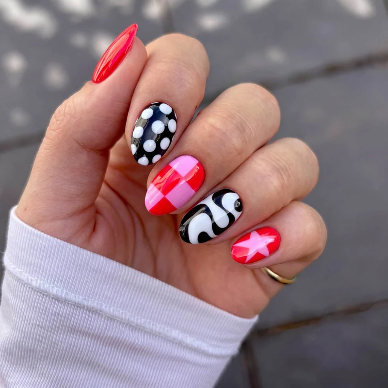 Künstlerisches Grafik-Nagelkunst-Set