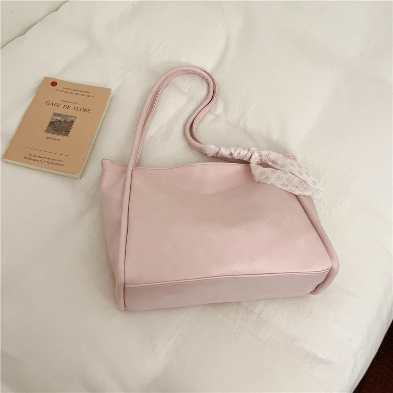 Chic Casual Handtas
