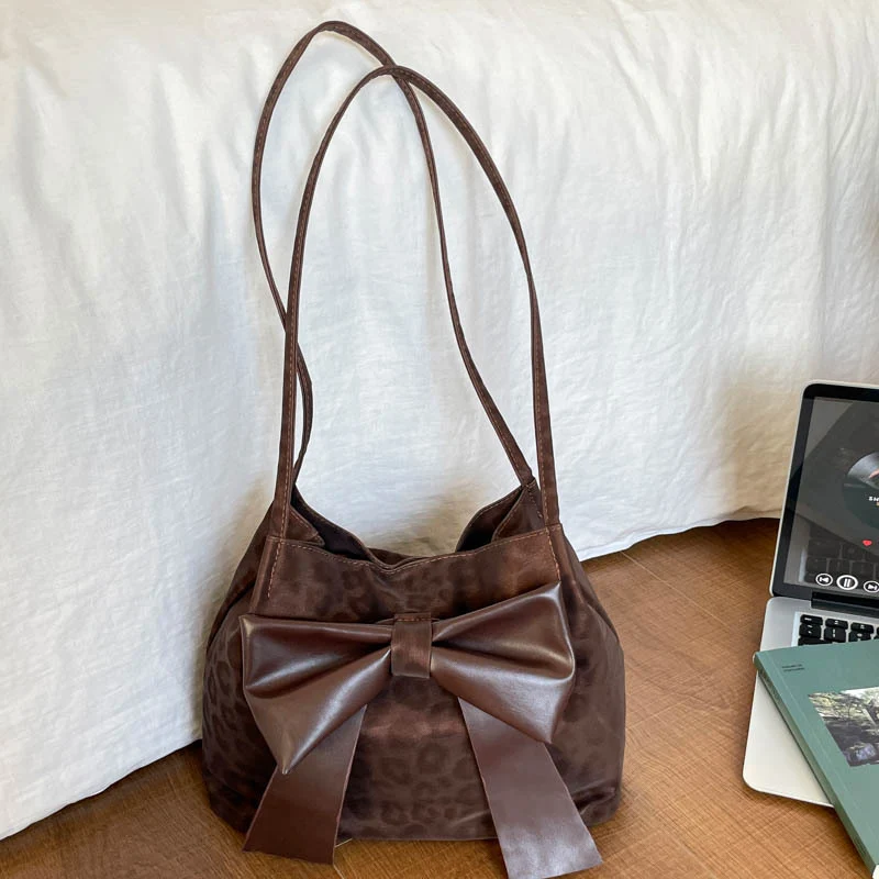 Chic Bogen-Akzent Eimer Handtasche
