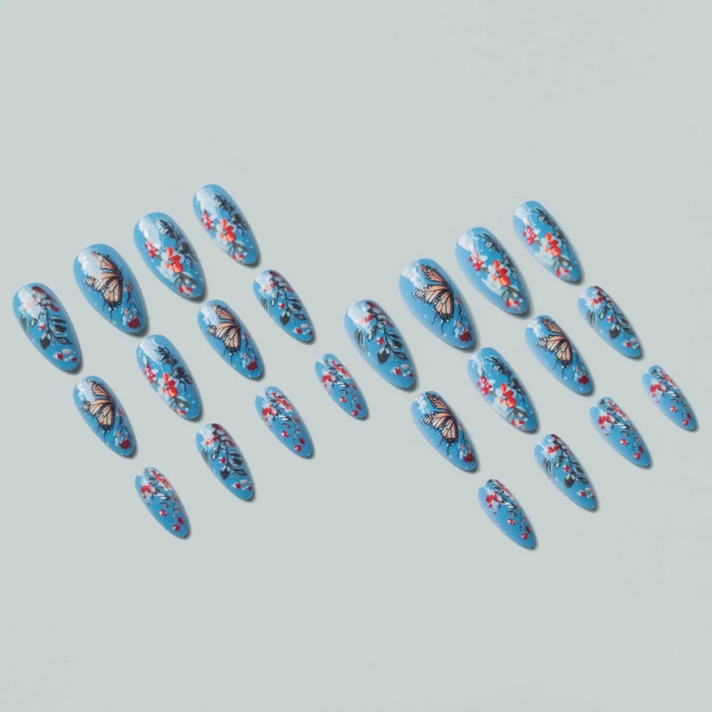 Künstlerische Florale Schmetterling Nagelkunst