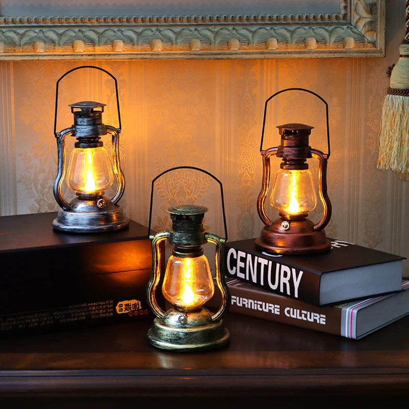 Solar-LED-Sturmlaterne im Vintage-Stil mit Glaszylinder und Metallgriff Skanto