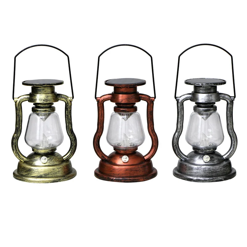Solar-LED-Sturmlaterne im Vintage-Stil mit Glaszylinder und Metallgriff Skanto
