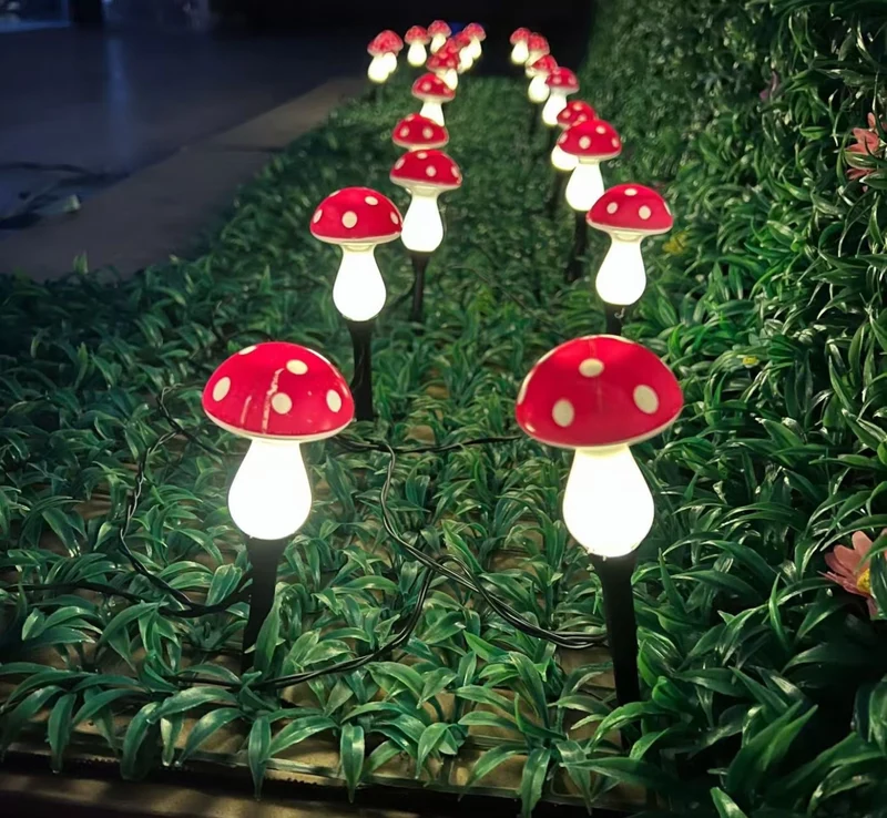 Fantastische Pilz-LED-Erdspießleuchten für Gartenwege mit wetterfestem Design Skanto